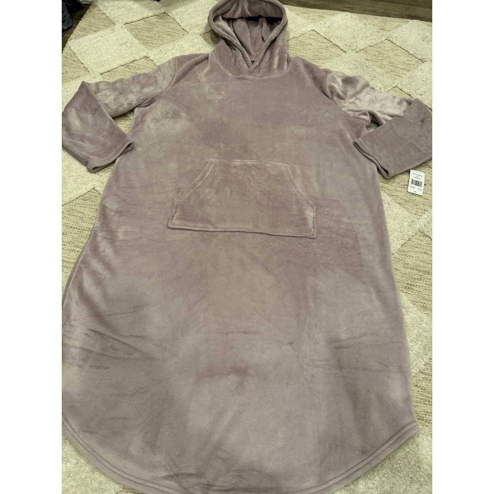32 Degrees Heat Sleepwear Woman's Soft plush Lounger Pullover robe Purple L/XL